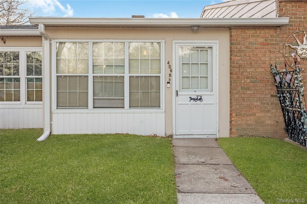 406 Woodbridge Drive B, Ridge, NY 11961