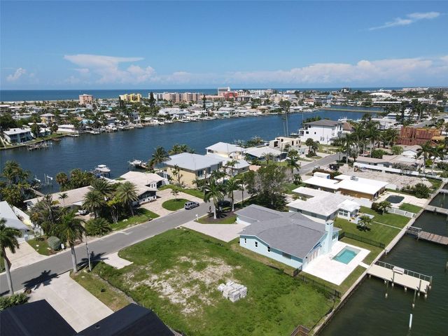 11125 4TH ST E, Treasure Island, FL 33706