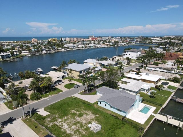 11125 4TH ST E, Treasure Island, FL 33706
