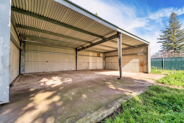 6219 Dunning Ave, Linda, CA 95901