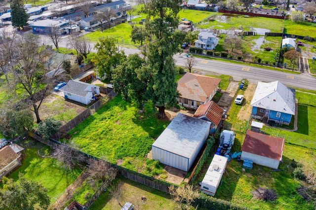 6219 Dunning Ave, Linda, CA 95901