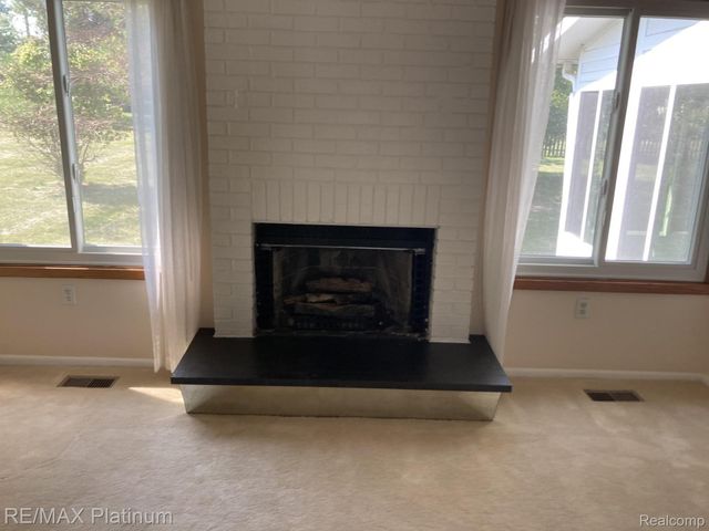 240 E Rolston Road, Linden, MI 48451