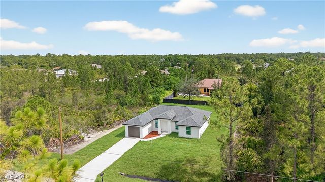 2904 44th ST W, Lehigh Acres, FL 33971