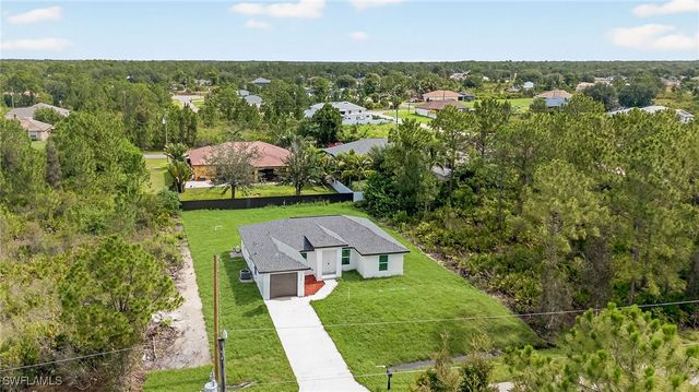 2904 44th ST W, Lehigh Acres, FL 33971