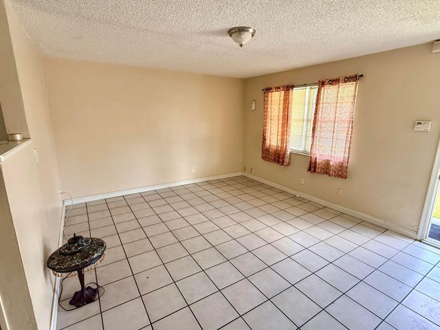 6885 SW 16th Court, North Lauderdale, FL 33068