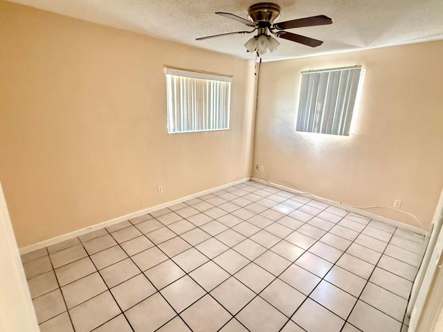 6885 SW 16th Court, North Lauderdale, FL 33068