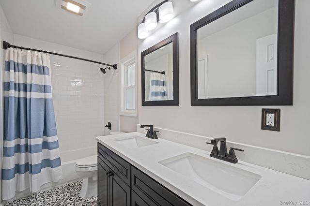 106 Fifty Acre Road S, Smithtown, NY 11787