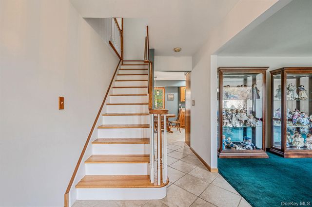 106 Fifty Acre Road S, Smithtown, NY 11787