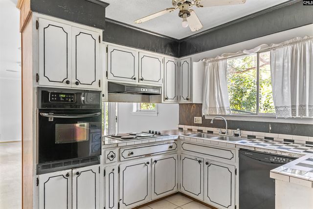 2214 Rolling Hills Road, Columbia, SC 29210