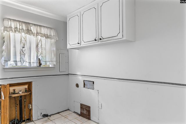 2214 Rolling Hills Road, Columbia, SC 29210