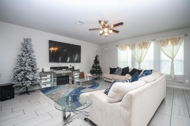 15123 Longleaf Forest Drive, Houston, TX 77090