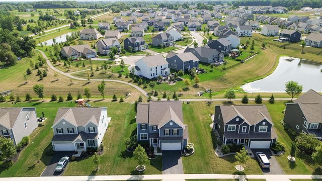 5581 Meadowhaven Drive, Powell, OH 43065