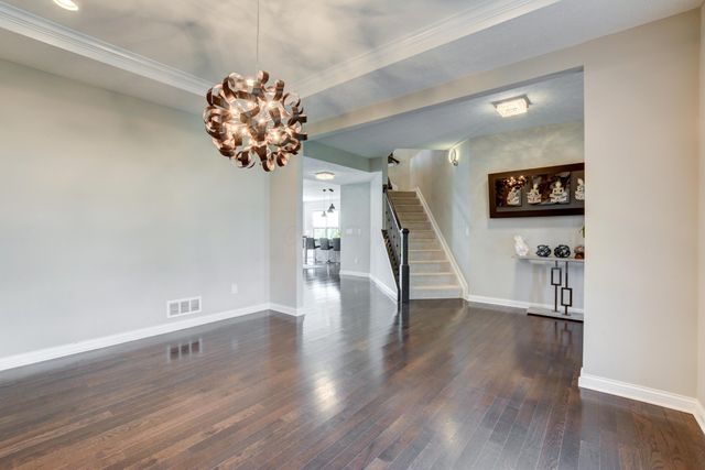 5581 Meadowhaven Drive, Powell, OH 43065