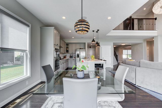 5581 Meadowhaven Drive, Powell, OH 43065