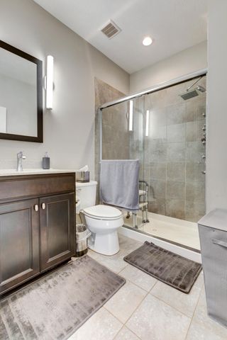 5581 Meadowhaven Drive, Powell, OH 43065
