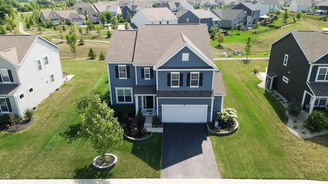 5581 Meadowhaven Drive, Powell, OH 43065