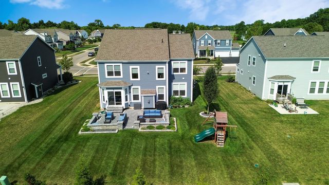 5581 Meadowhaven Drive, Powell, OH 43065