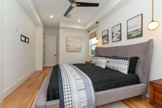 1512 Ashland Street, Houston, TX 77008