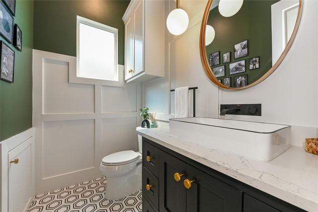 1512 Ashland Street, Houston, TX 77008