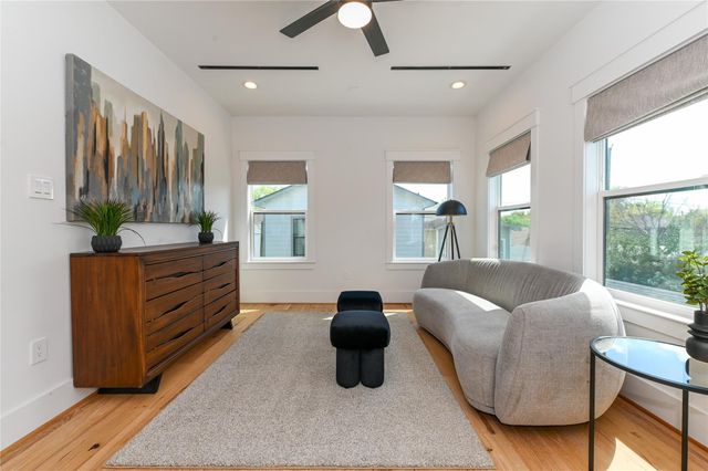 1512 Ashland Street, Houston, TX 77008