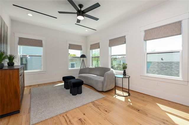 1512 Ashland Street, Houston, TX 77008