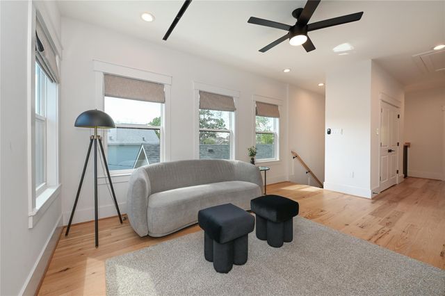 1512 Ashland Street, Houston, TX 77008