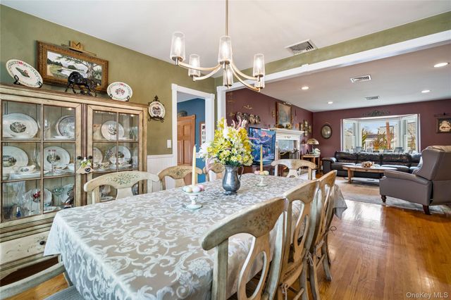 20 Biltmore Boulevard, Massapequa, NY 11758