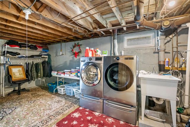 20 Biltmore Boulevard, Massapequa, NY 11758