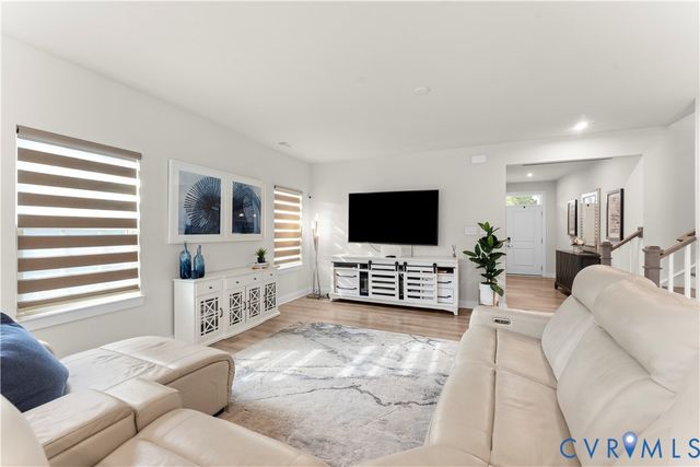 18343 Magnolia Run Ln, Moseley, VA 23120