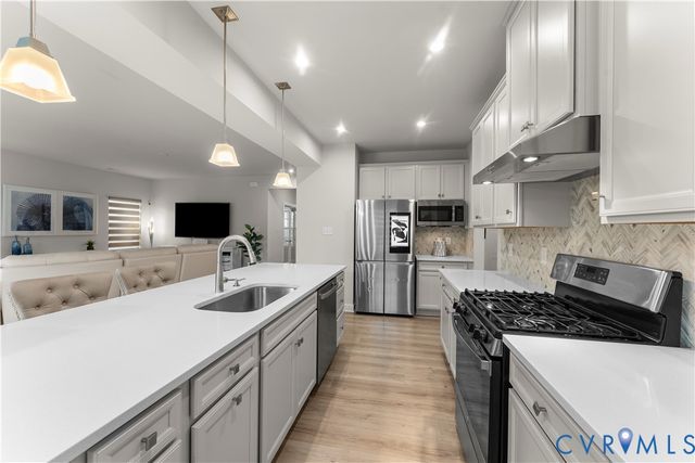 18343 Magnolia Run Ln, Moseley, VA 23120