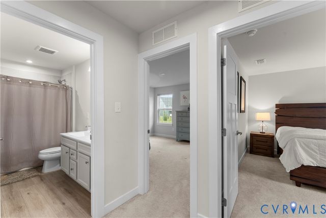 18343 Magnolia Run Ln, Moseley, VA 23120