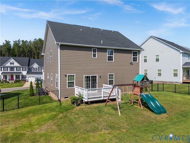 18343 Magnolia Run Ln, Moseley, VA 23120