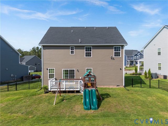 18343 Magnolia Run Ln, Moseley, VA 23120