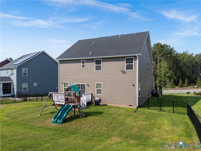 18343 Magnolia Run Ln, Moseley, VA 23120