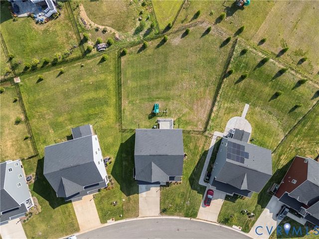 18343 Magnolia Run Ln, Moseley, VA 23120