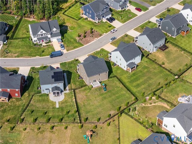 18343 Magnolia Run Ln, Moseley, VA 23120
