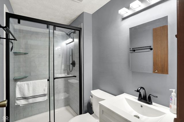 5851 Assembly Lane, Indianapolis, IN 46254