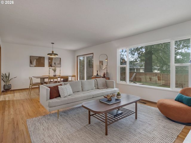 5525 Sw CHERRY Ave, Beaverton, OR 97005