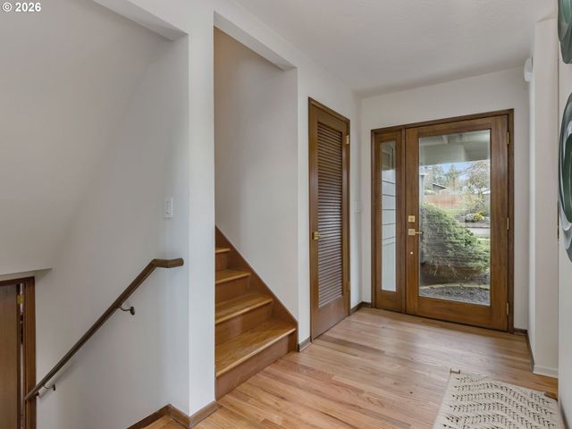 5525 Sw CHERRY Ave, Beaverton, OR 97005