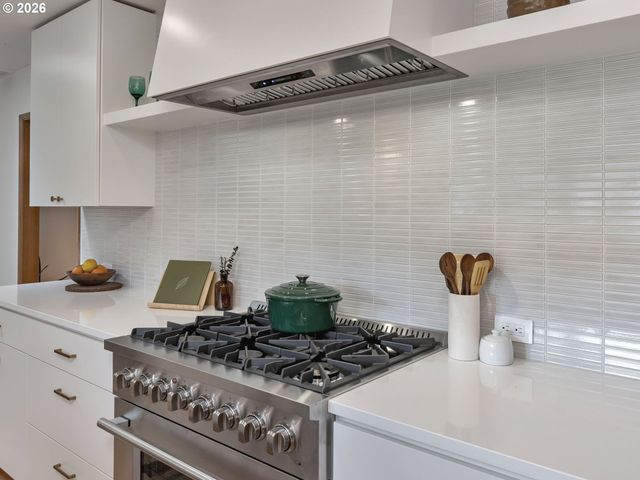 5525 Sw CHERRY Ave, Beaverton, OR 97005