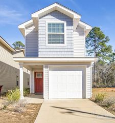 3218 Atlas Dr, Milton, FL 32583