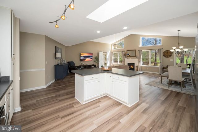 521 LIBERTY BLVD, Locust Grove, VA 22508
