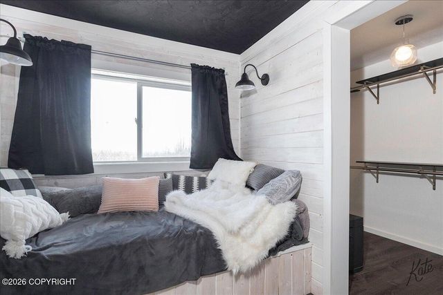 691 Steele Creek Road, Fairbanks, AK 99712