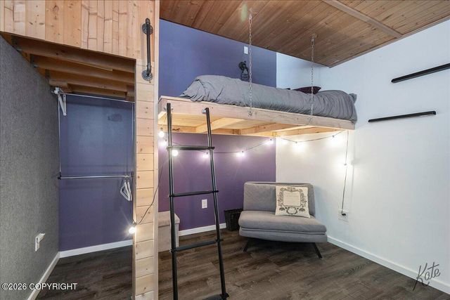 691 Steele Creek Road, Fairbanks, AK 99712