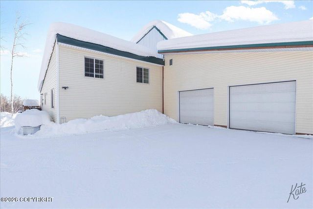 691 Steele Creek Road, Fairbanks, AK 99712