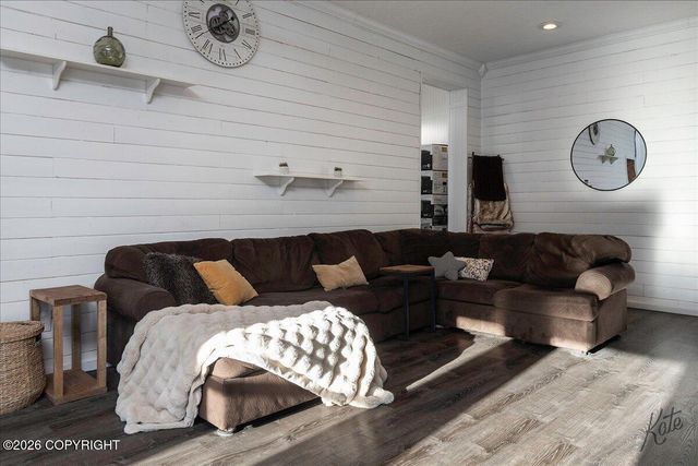 691 Steele Creek Road, Fairbanks, AK 99712