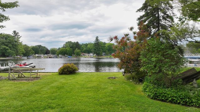 4344 Bay Road, Gladwin, MI 48624