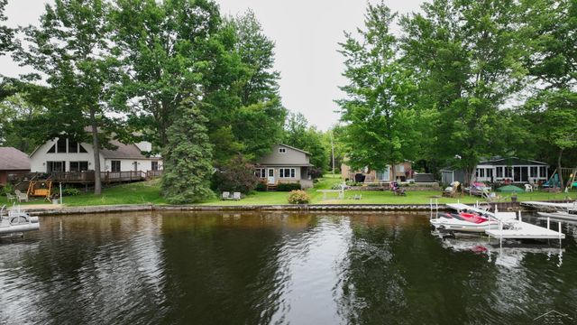 4344 Bay Road, Gladwin, MI 48624