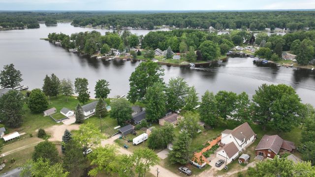 4344 Bay Road, Gladwin, MI 48624