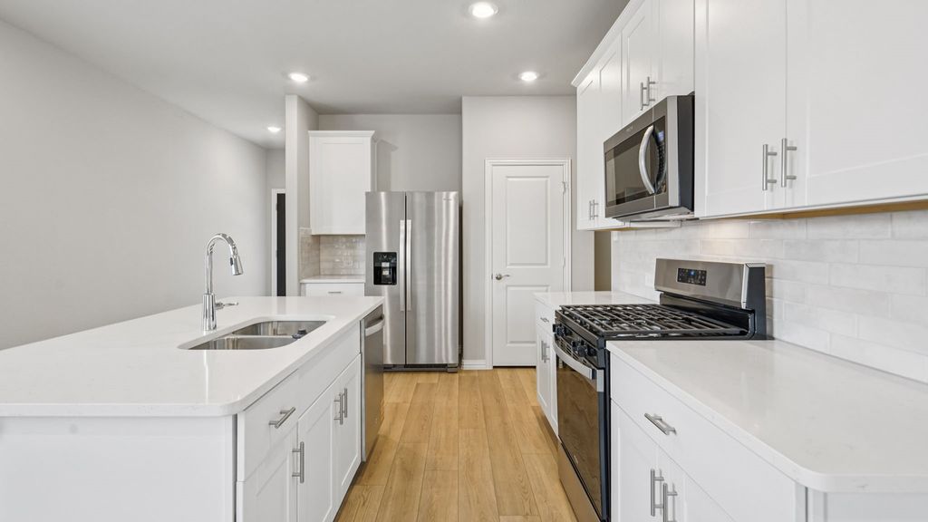 3525 Bridgeport Drive, Farmersville, TX 75442